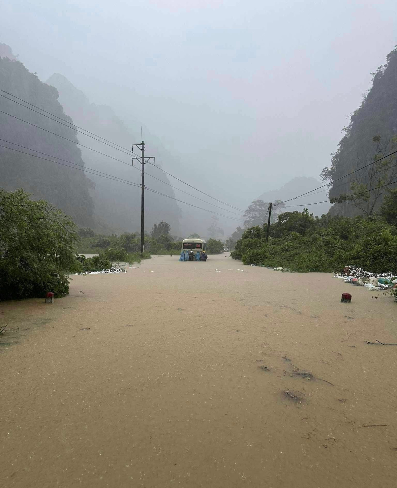View - Tin tức 24h: Biển Đông sắp đón bão | Báo Tri thức và Cuộc sống - TIN TỨC PHỔ BIẾN KIẾN THỨC 24H
