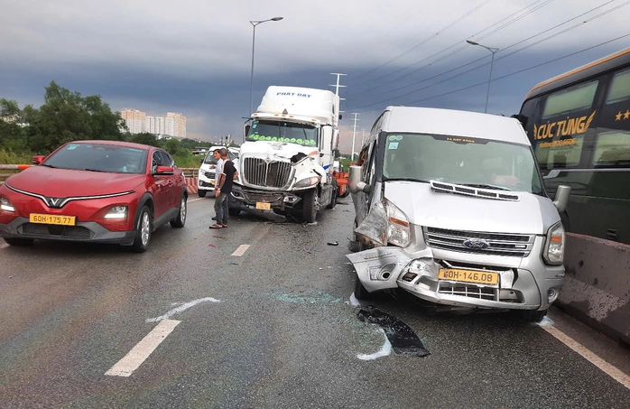 View - Tin tức 24h: Dự báo ngày mai Hà Nội mưa từ sáng, đợt mưa sẽ kéo dài bao nhiêu ngày? | Báo Tri thức và Cuộc sống - TIN TỨC PHỔ BIẾN KIẾN THỨC 24H