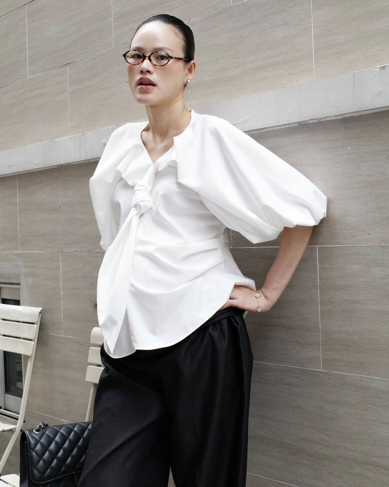 View - Siêu mẫu Việt khoe nhan sắc rạng ngời sau 10 ngày sinh con, cùng chồng Tiến sĩ và công chúa nhỏ chụp ảnh mừng 2/9 | Báo Tri thức và Cuộc sống - TIN TỨC PHỔ BIẾN KIẾN THỨC 24H