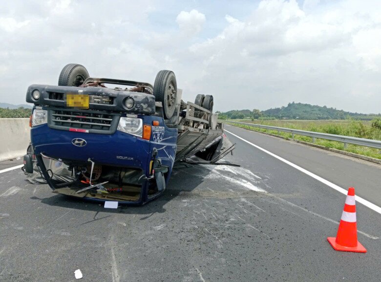 View - Tin tức 24h: Miền Bắc lại chuẩn bị đón mưa lớn do ảnh hưởng của áp thấp nhiệt đới mạnh thành bão? | Báo Tri thức và Cuộc sống - TIN TỨC PHỔ BIẾN KIẾN THỨC 24H